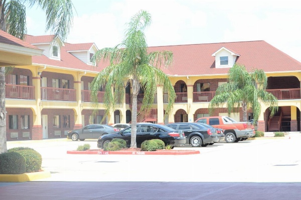 Sterling Inn and Suites at Reliant and Medical Center Houston image 13